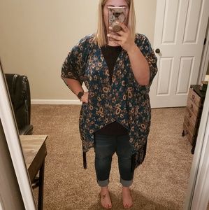 Large Lularoe Monroe Kimono
